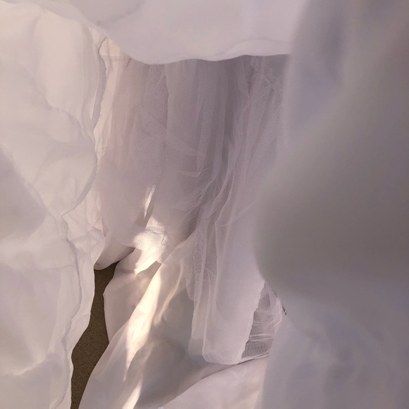 Beautiful Eureka strapless wedding dress - Picture 10 of 16